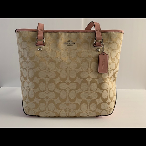 Coach Tote - Picture 2 of 4